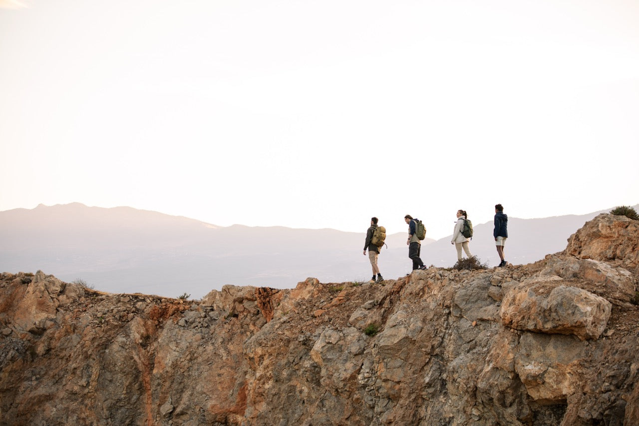 The Ultimate Guide to Warm-Weather Hikes in Every U.S. State, plus their bug rating