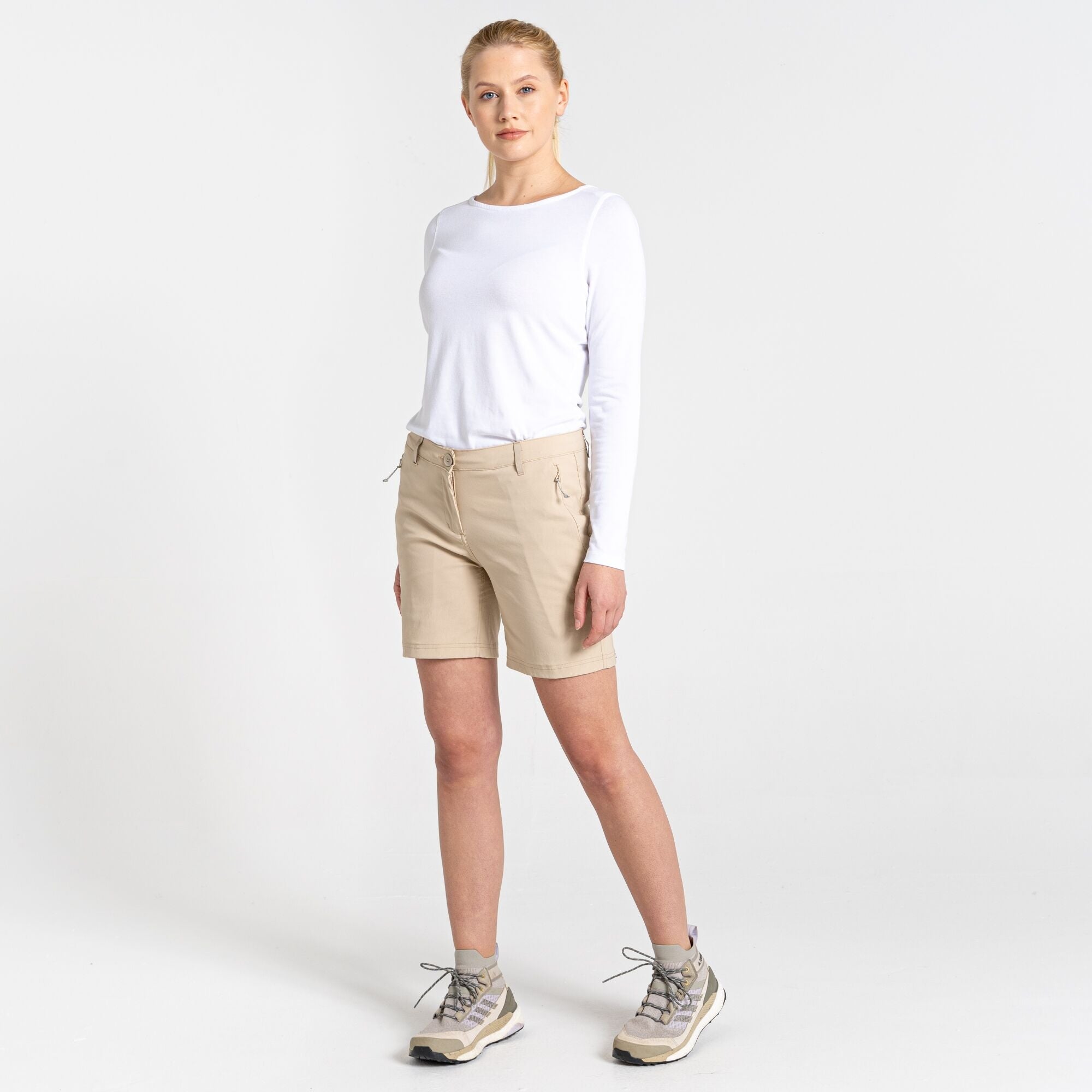 Women's Stretch Kiwi Pro III Shorts - Desert Sand