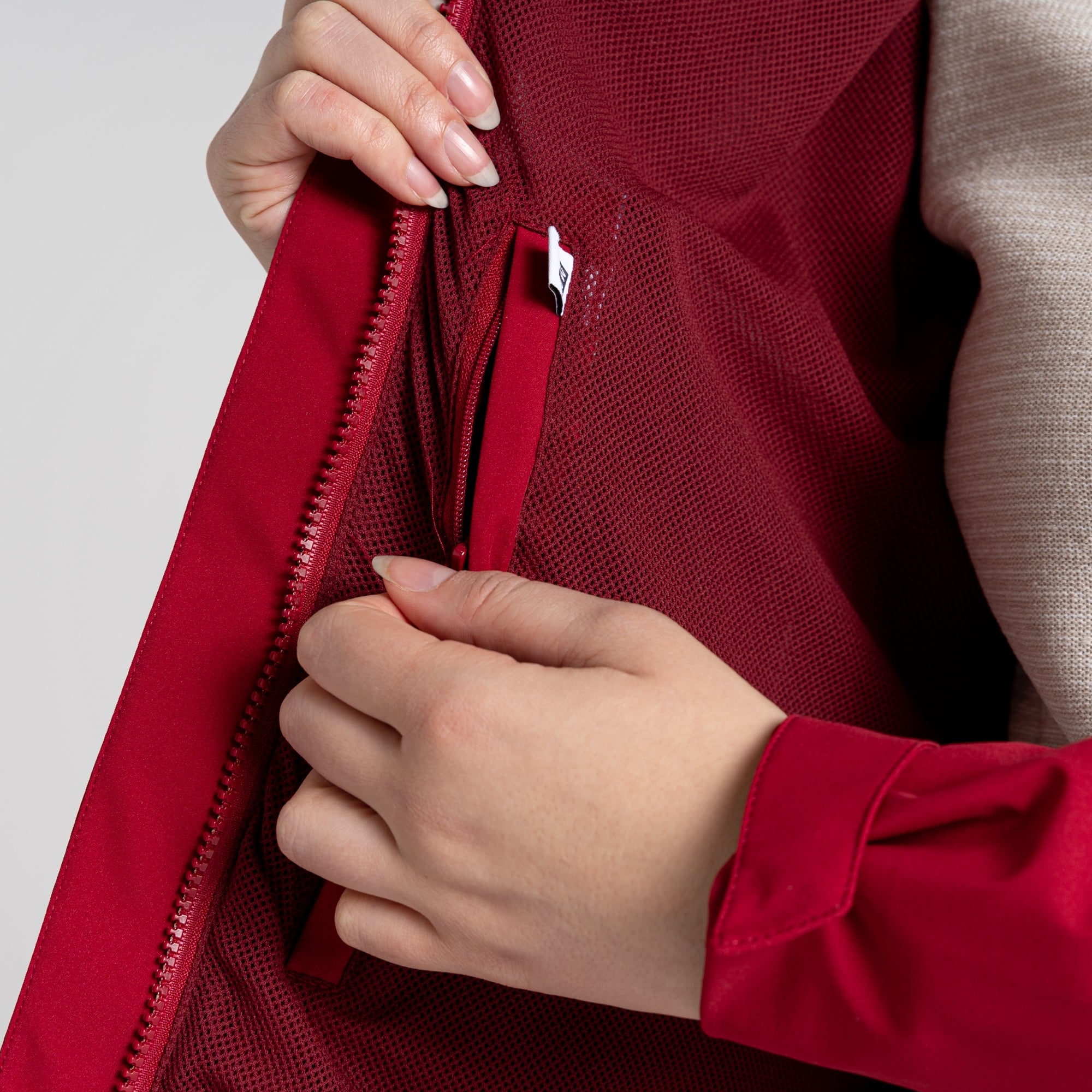 Women's Caldbeck Waterproof Jacket - Cardinal Red