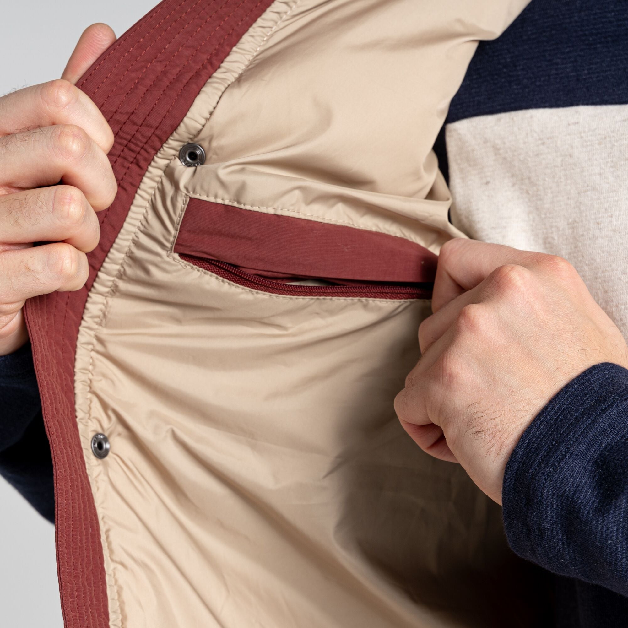 Men's Dunbeath Vest - Mahogany