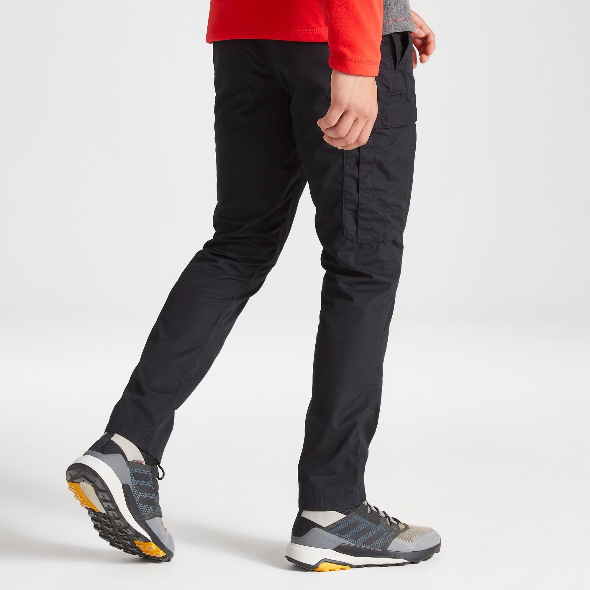 Craghoppers Men's Expert Kiwi Slim Cargo Trousers - Black, UPF 40+, 9 Pockets, Reinforced Knees