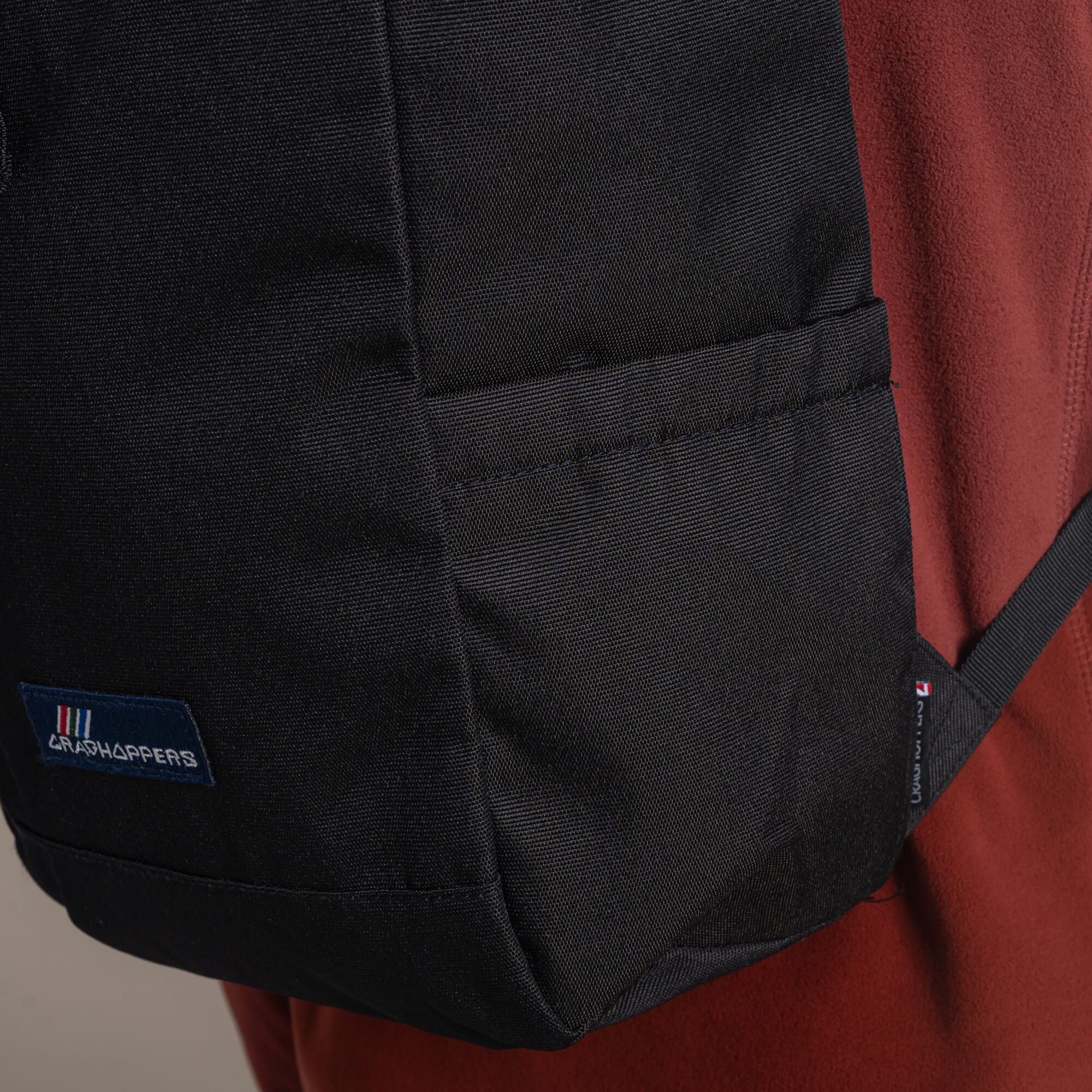 20L Kiwi Classic Rolltop Backpack - Black (25)